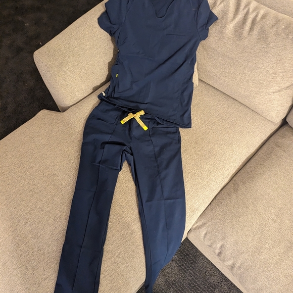 Scrubs - Picture 6 of 6